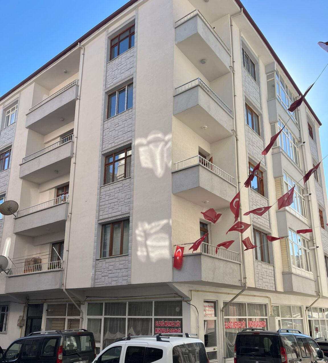 SAN APARTMANI