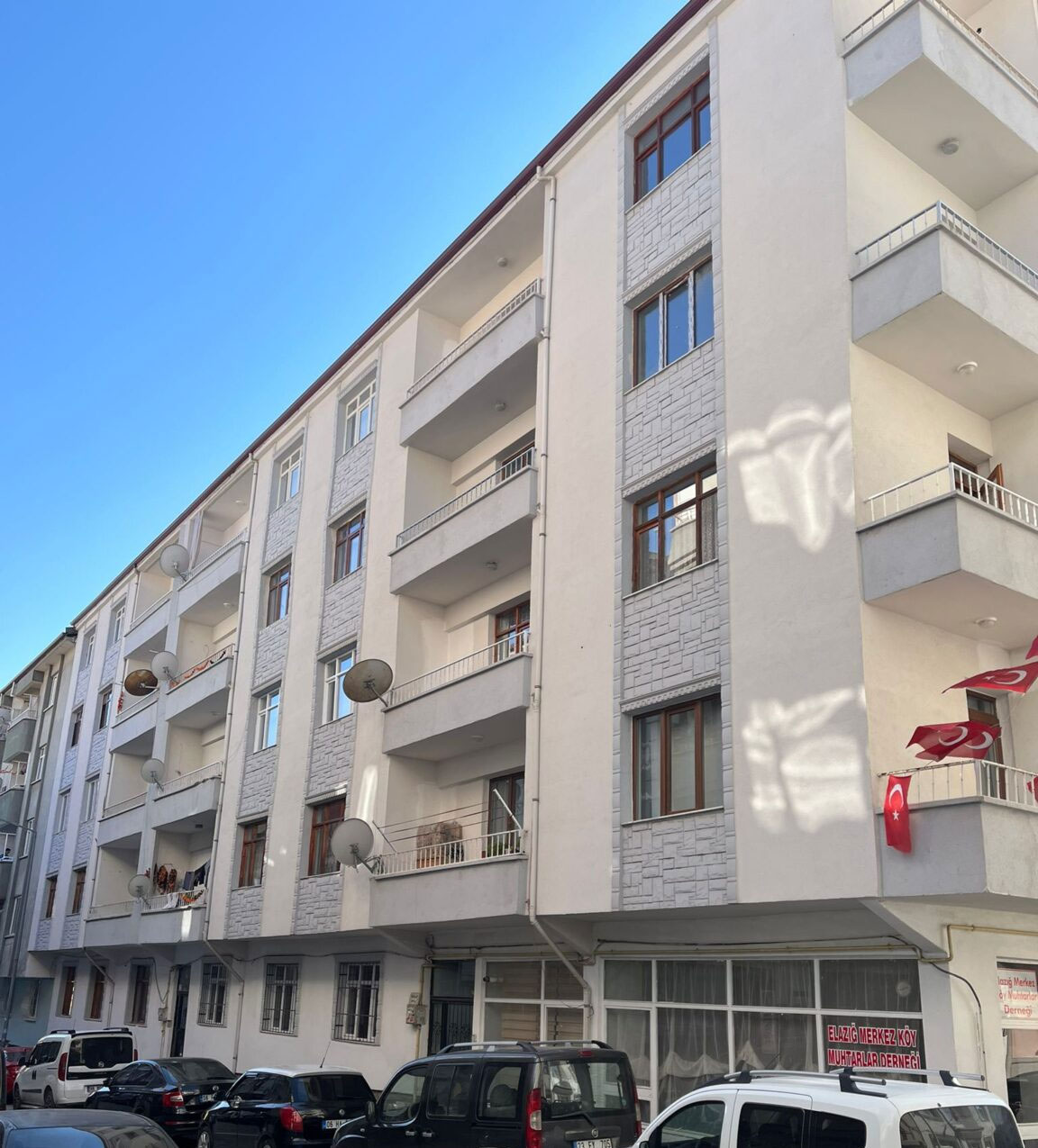 SAN APARTMANI
